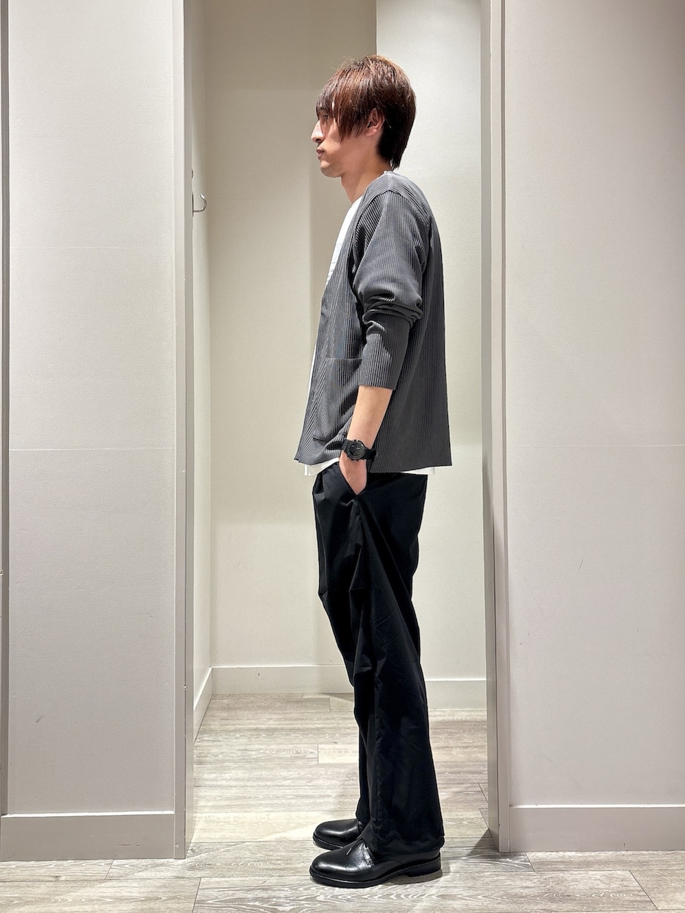 ★たか★さんの「【WEB別注】スタンダード プレーントゥ シューズ（alfredoBANNISTER）」を使ったコーディネートの2枚目の写真