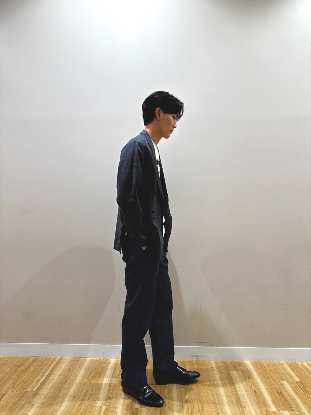 「ITEMS URBANRESEARCHのSonic Youth T-Shirts（Tシャツ/カットソー、その他）」を使った、しゅんさん（メンズ・183cm）の夏コーディネートの2枚目の写真
