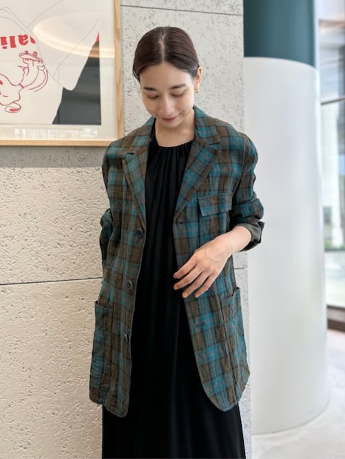 CABaN リネン チェック3Pジャケットを使った人気ファッション 