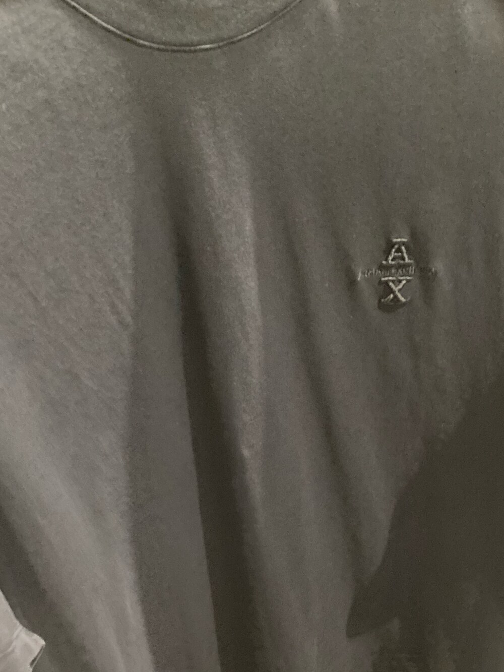 「AXchange、AXchanger、armaniexchange、AXCatStreet、オーバーサイズ、ビッグシルエット、ショルダーバッグ、ボディバッグ、スウェット、スニーカー、白スニーカー、ブラックコーデ、モノトーン、シンプル、お出かけコーデ」｜「ARMANI EXCHANGEの【A|X アルマーニ エクスチェンジ】AXロゴ　半袖クルーネックTシャツ/OVER（Tシャツ/カットソー、ブラック系）」を使った、Y. SHOTAROさん（メンズ・163cm）の夏コーディネートの2枚目の写真