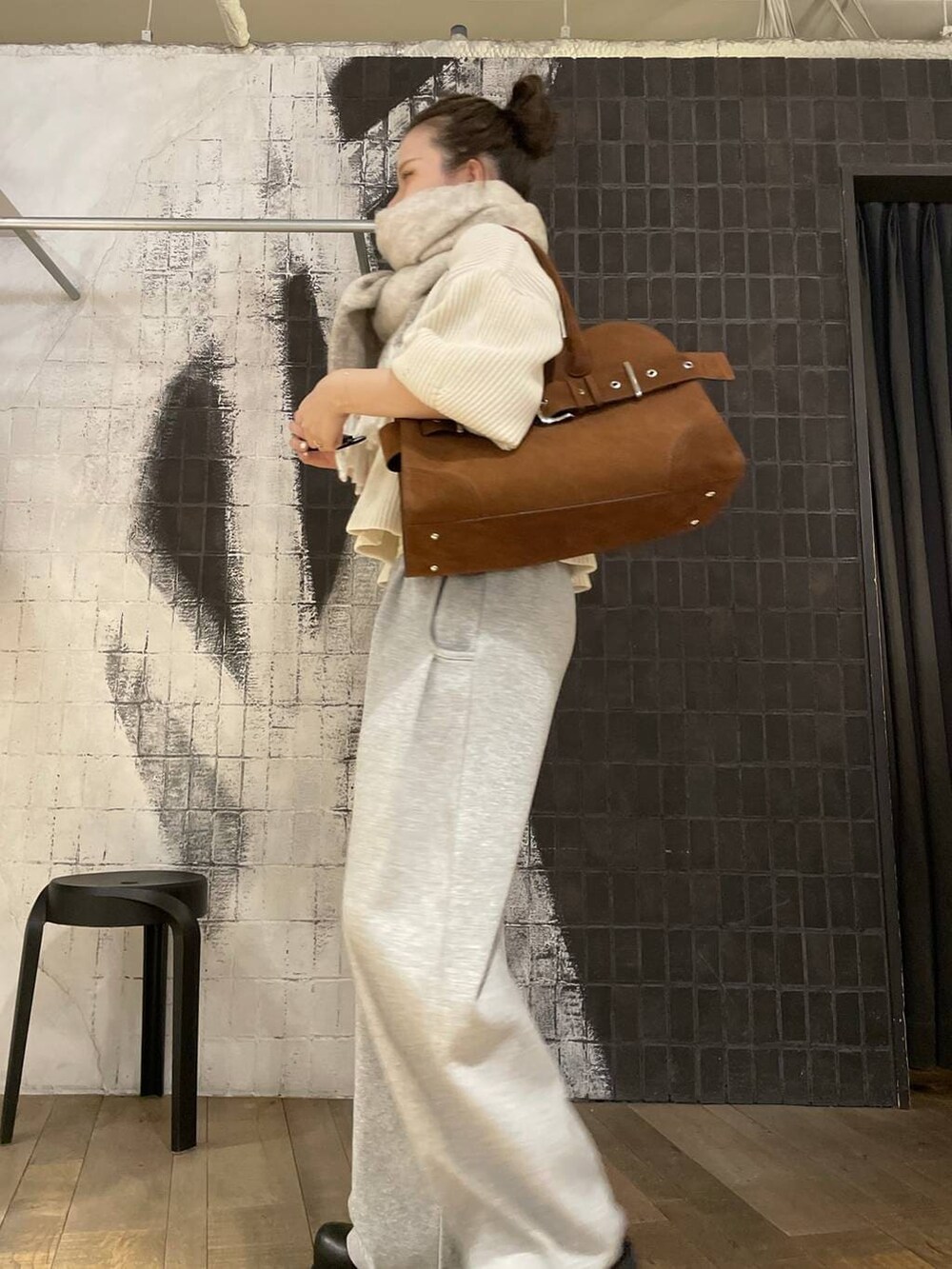 レディースの冬コーディネートの2枚目の写真