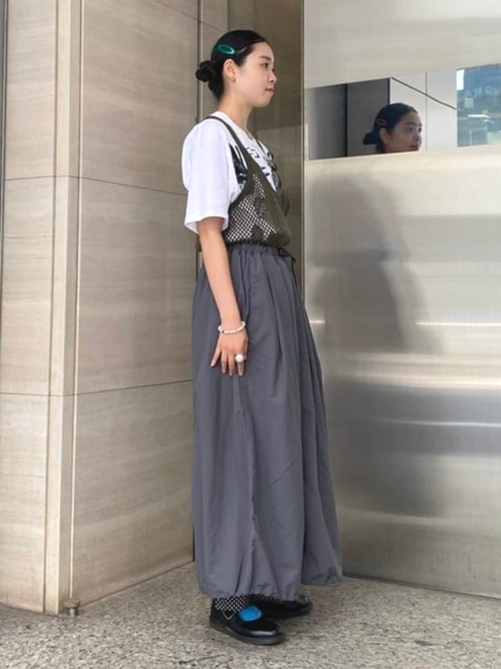 BEAMS BOY(BEAMS WOMEN)｜Gramicciのスカートを使ったコーディネート