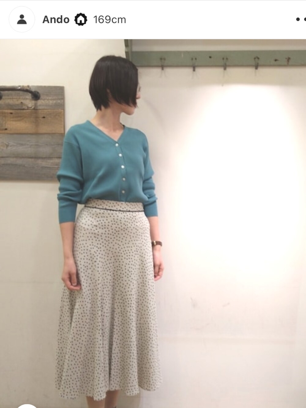 「ピンクコーデ、春夏コーデ、春服、オトナカジュアル、SM2、Samansa Mos2、TSUHARU by Samansa Mos2、SM2olohuoneエスパル福島店、ブラック、サマンサ モスモス(Samansa Mos2)、スタッフコーデ」|「Samansa Mos2のダブルガーゼジャケット(その他アウター、ホワイト系)」を使った、Iwakamiさん(レディース・160cm)の春コーディネートの3枚目の写真