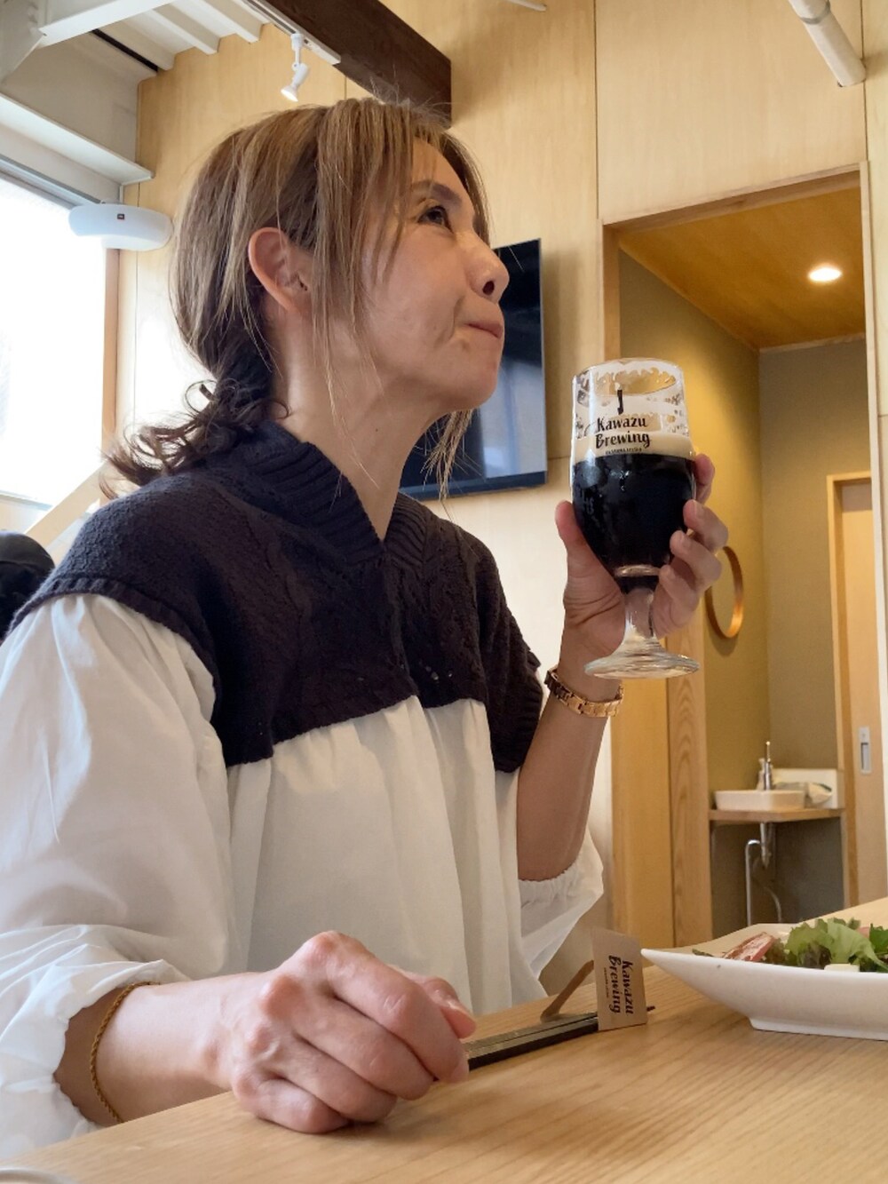 「サマンサ モスモス(Samansa Mos2)、ふんわりシルエット、チュニック、大人かわいい、ストレートロングブーツ、ストレートブーツ、crie conforto、Fossil、フォッシル、バックパック、腕時計、散歩コーデ、ブーツ」｜「Samansa Mos2のアイテム（チュニック、グレー系）」を使った、まゆみんさん（レディース・160cm）の秋コーディネートの4枚目の写真