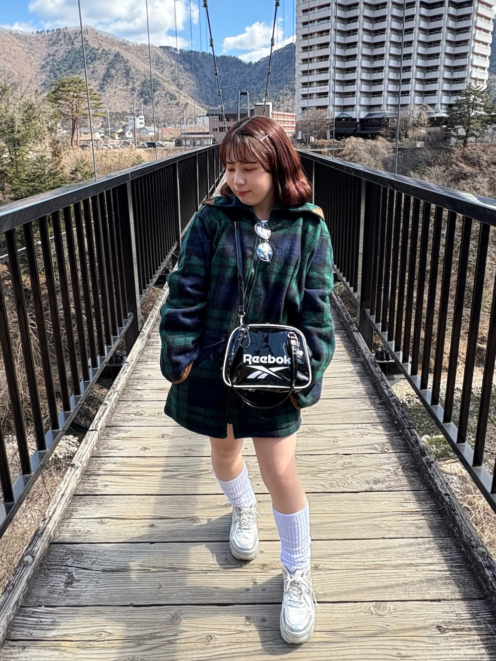 𝘴𝘦𝘯𝘢さんの「∴WEGO/別注Reebokエナメルボストンバッグ（Reebok）」を使ったコーディネートの5枚目の写真