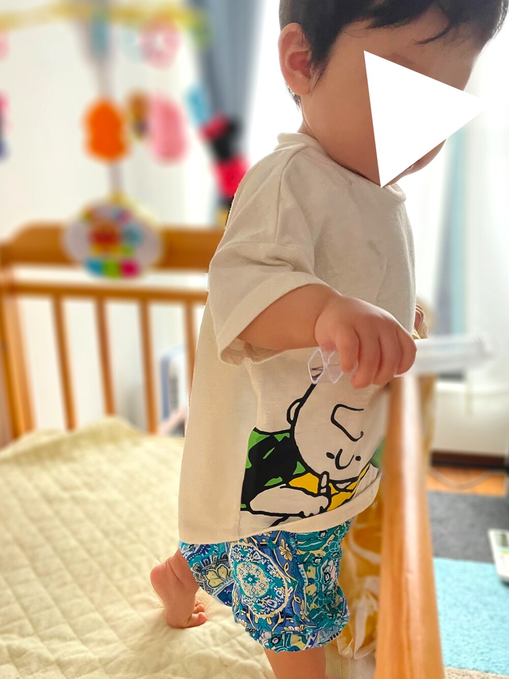「白Tシャツ、プチプラ、おとこのこ、男の子、むすこーで、生後11ヶ月、ベビーコーデ、０歳、西松屋、SHEIN、保育園、保育園コーデ、男の子ベビー、スヌーピー」｜「SHEINのアイテム（その他パンツ、ブルー系）」を使った、𝚖𝚒𝚣𝚞☻︎　  さん（キッズ・70cm）の夏コーディネートの3枚目の写真