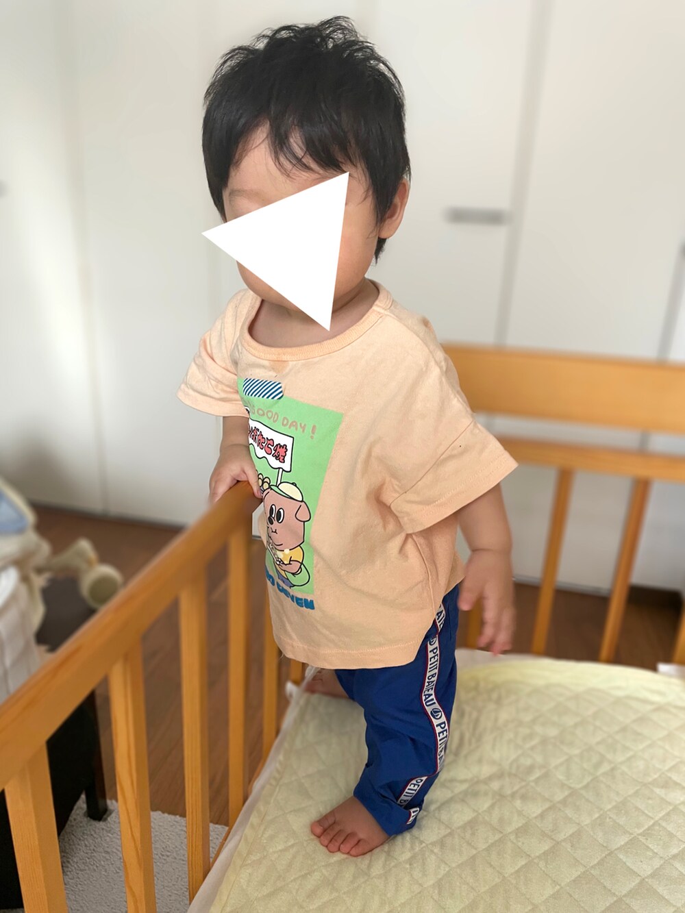 「夏コーデ、ビッグシルエット、ベビーコーデ、生後11ヶ月、０歳、保育園、保育園コーデ、1107、プチバトー、アプレレクール、Tシャツ、ブルー、男の子ベビー、おとこのこ、原色」｜「apres les coursの1107 NIPPONツアー イラストTシャツ（Tシャツ/カットソー、オレンジ系）」を使った、𝚖𝚒𝚣𝚞☻︎　  さん（キッズ・70cm）の夏コーディネートの4枚目の写真
