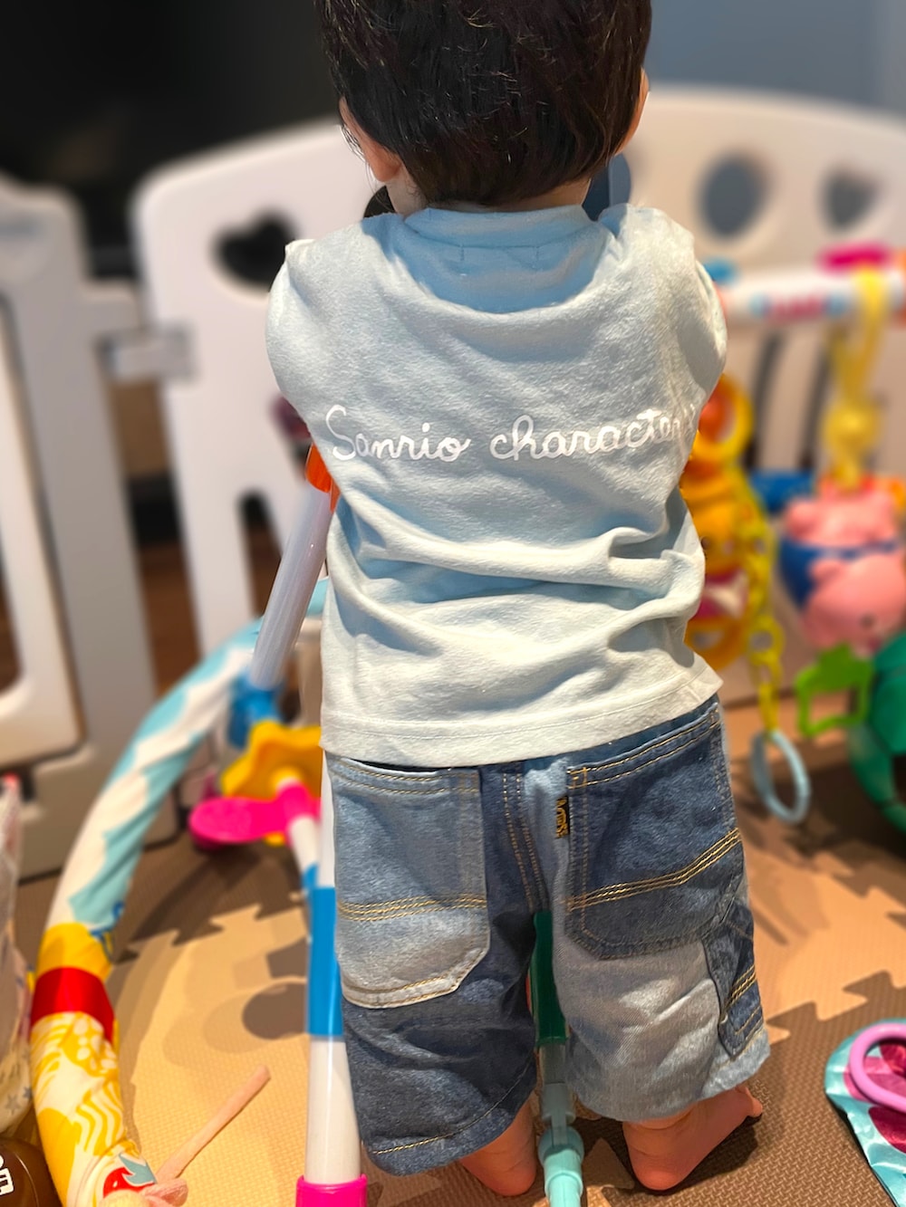 「デニムっていいよね、生後9ヶ月、ベビーコーデ、ベビー、おとこのこ、赤ちゃん、バースデイ、サンリオ、ディッキーズ(Dickies)、ブルー、Tシャツ×デニム、Tシャツ」｜「Birthdayのアイテム（Tシャツ/カットソー、ブルー系）」を使った、𝚖𝚒𝚣𝚞☻︎　  さん（キッズ・70cm）の夏コーディネートの3枚目の写真