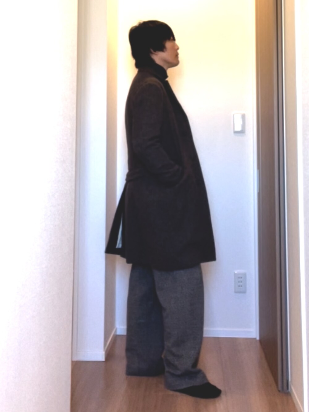 「あけましておめでとうございます！、おしゃれさんと繋がりたい、オトナカジュアル、417 EDIFICE、EDIFICE、ULTERIOR、メランジ、ツイード、タートルネック、へリンボーン、休日スタイル、相互フォロー」｜「417 EDIFICEのアイテム（チェスターコート、ブラウン系）」を使った、YOSHIMAさん（メンズ・169cm）の冬コーディネートの2枚目の写真