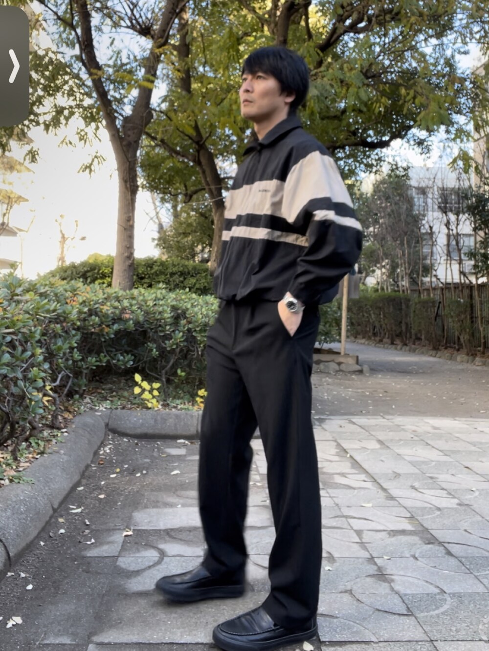「新星WEARISTAにエントリー、バレンシアガ、BALENCIAGA、ユニクロ、UNIQLO、ワイドパンツ、バーウィック、Berwick1707、大人カジュアル、メンズファッション、お洒落さんとつながりたい、大人コーデ、ロレックス、ROLEX、相互フォロー」｜「UNIQLOのアイテム（スラックス、ブラック系）」を使った、YOSHIMAさん（メンズ・169cm）の冬コーディネートの3枚目の写真