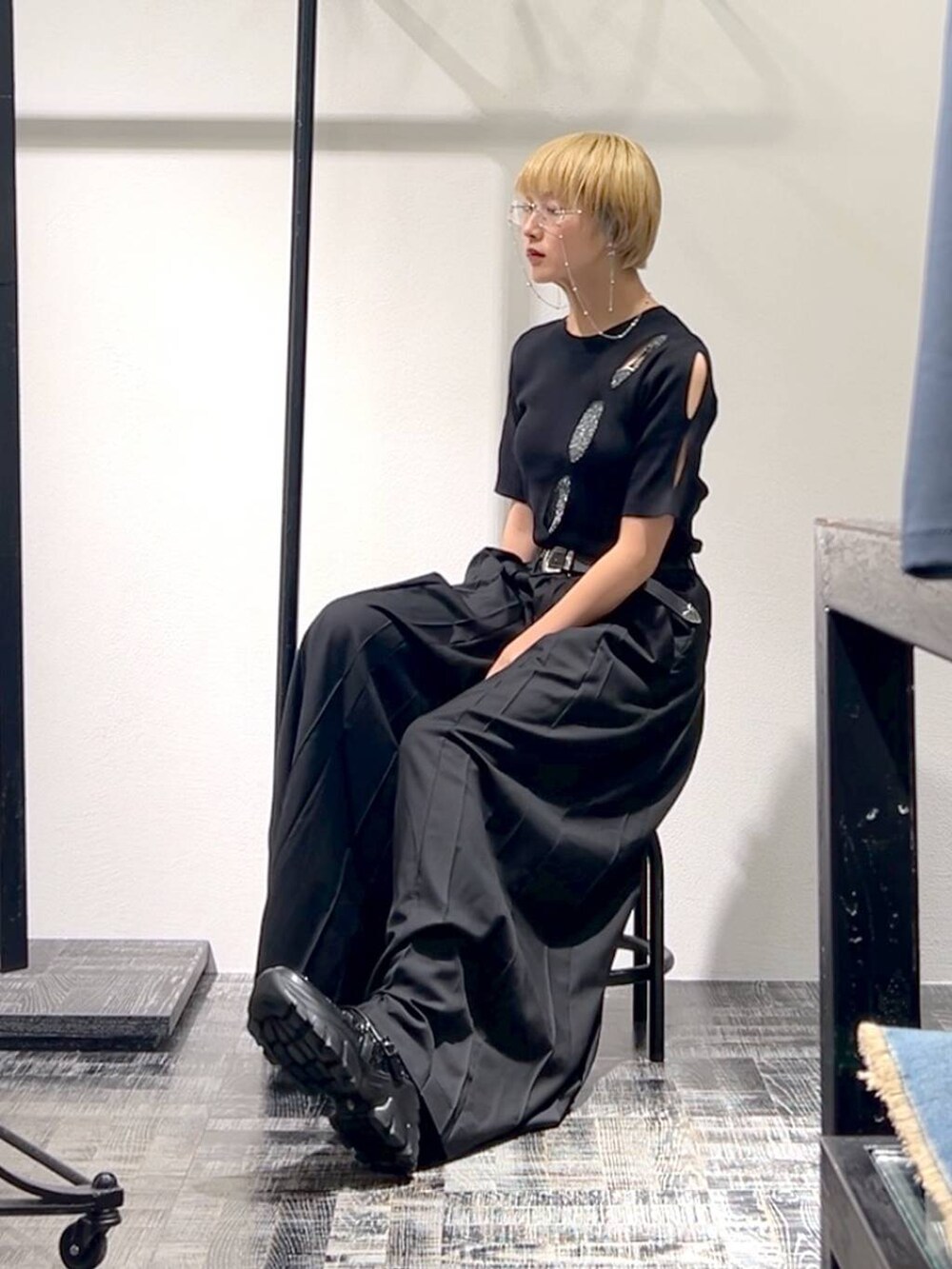 「着痩せ・細見え、モード、ベーシック/シンプル」｜「HAREのYOSEワイドパンツ(HARE)（その他パンツ、ブラック系）」を使った、Moneさん（レディース・162cm）の夏コーディネートの5枚目の写真