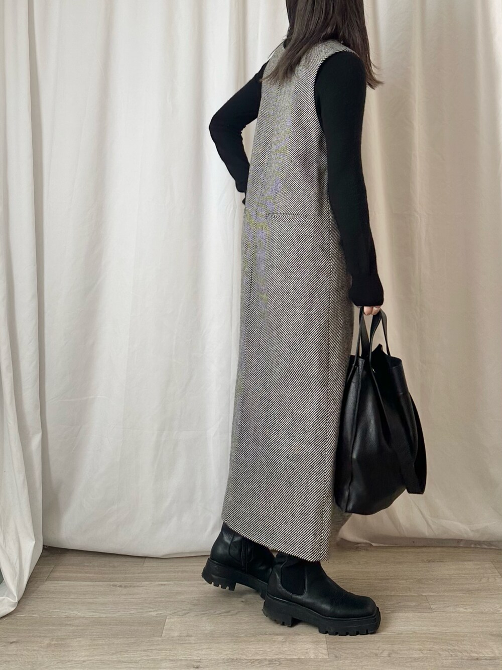 かほこ。｜ADAM ET ROPE'のジャンパースカートを使ったコーディネート