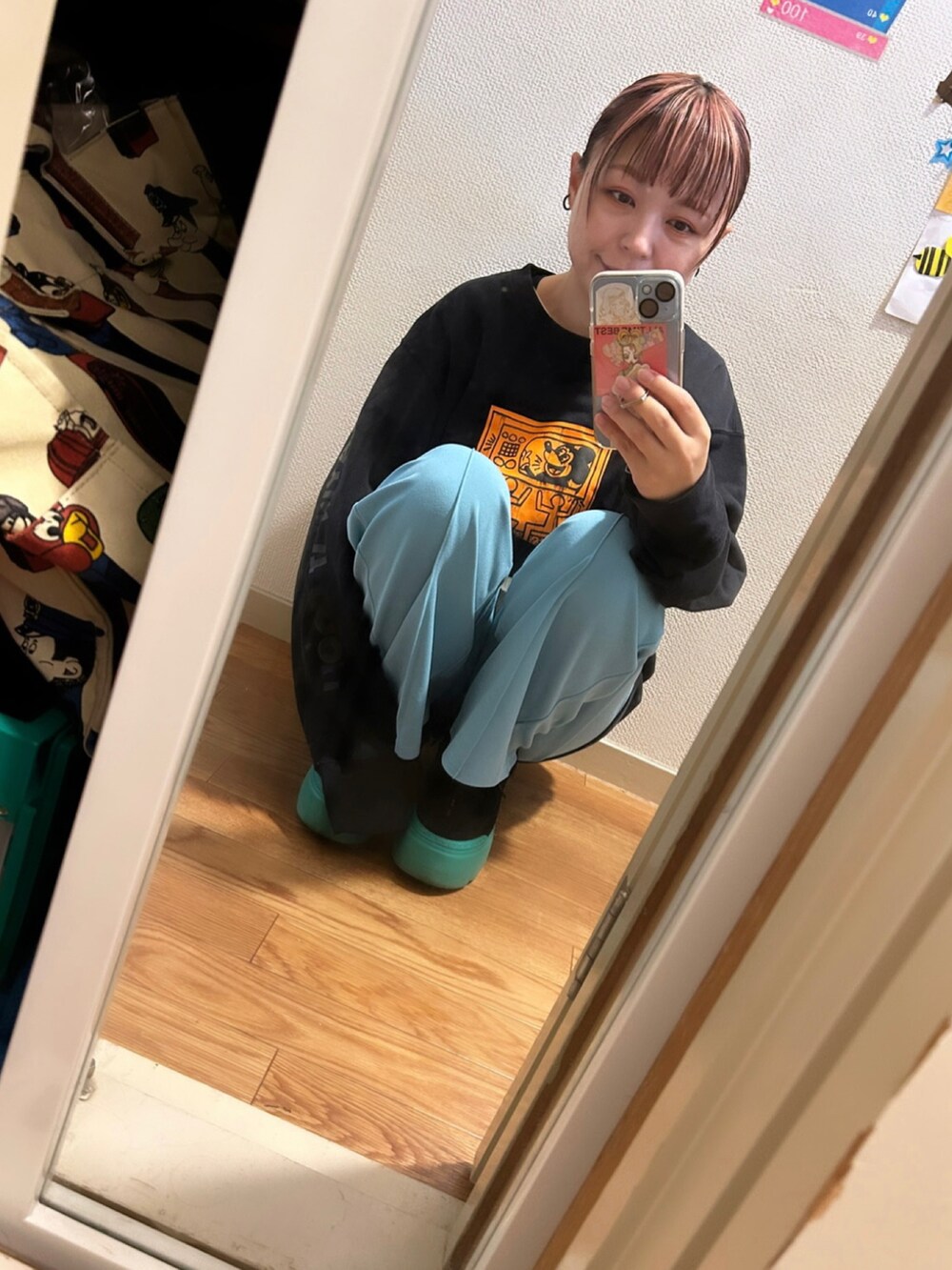 「低身長、低身長コーデ、低身長女子、香水、UNIQLO、UGG」｜「UNIQLOのアイテム（スウェット、ブラック系）」を使った、◎みお◎さん（レディース・150cm）の春コーディネートの3枚目の写真