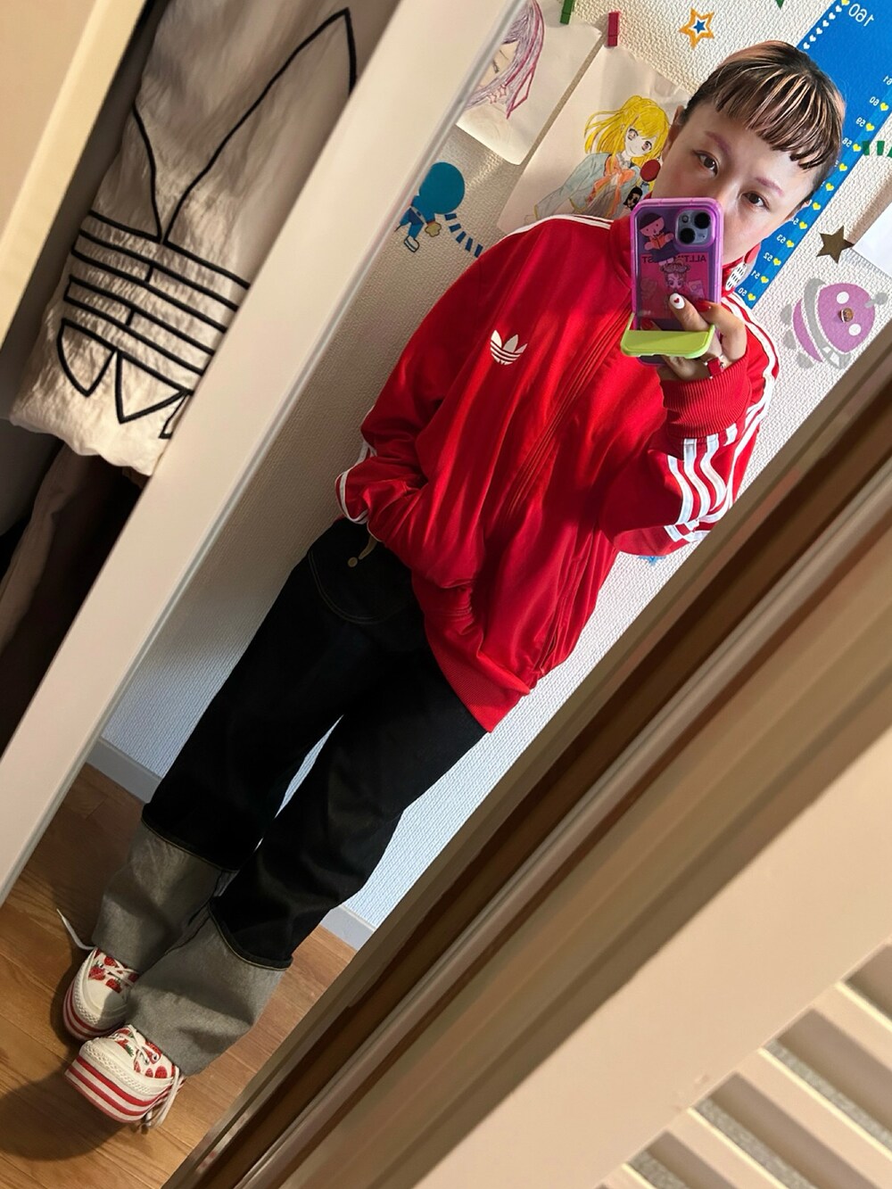 「CONVERSE×marimekkoのアイテム（スニーカー、ホワイト系）」を使った、◎みお◎さん（レディース・150cm）の秋コーディネートの2枚目の写真