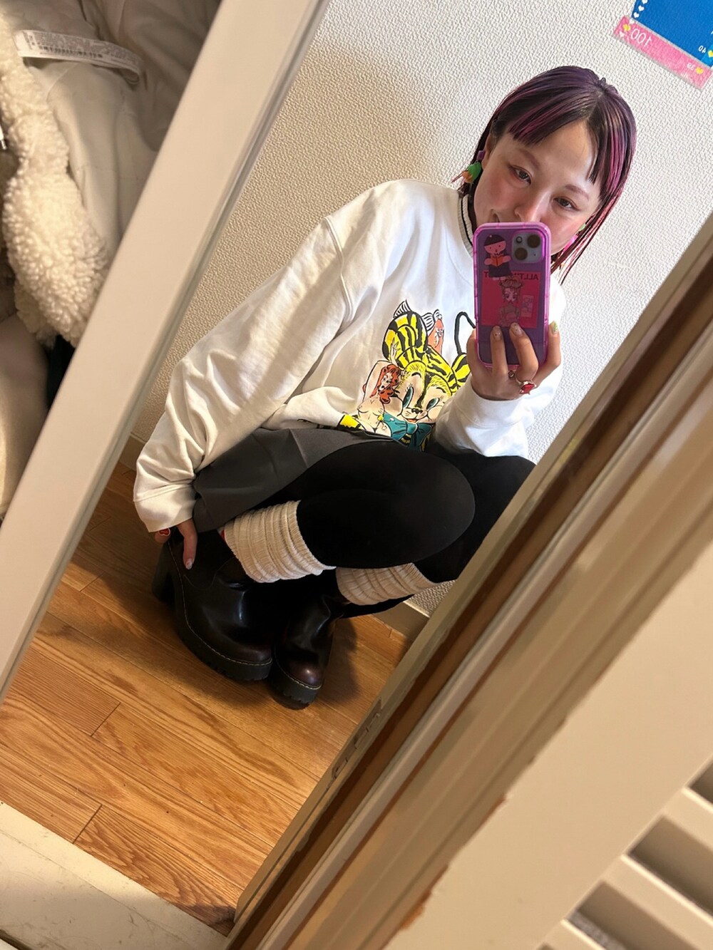 「Dr. Martensのアイテム（ブーツ、ブラウン系）」を使った、◎みお◎さん（レディース・150cm）の冬コーディネートの2枚目の写真