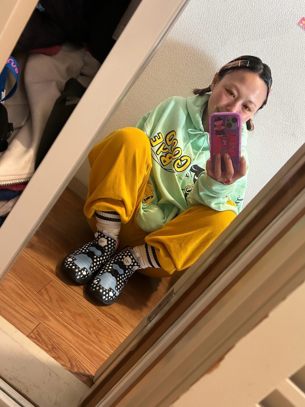 「Reebokのアイテム（スニーカー、ブラック系）」を使った、◎みお◎さん（レディース・150cm）の冬コーディネートの2枚目の写真