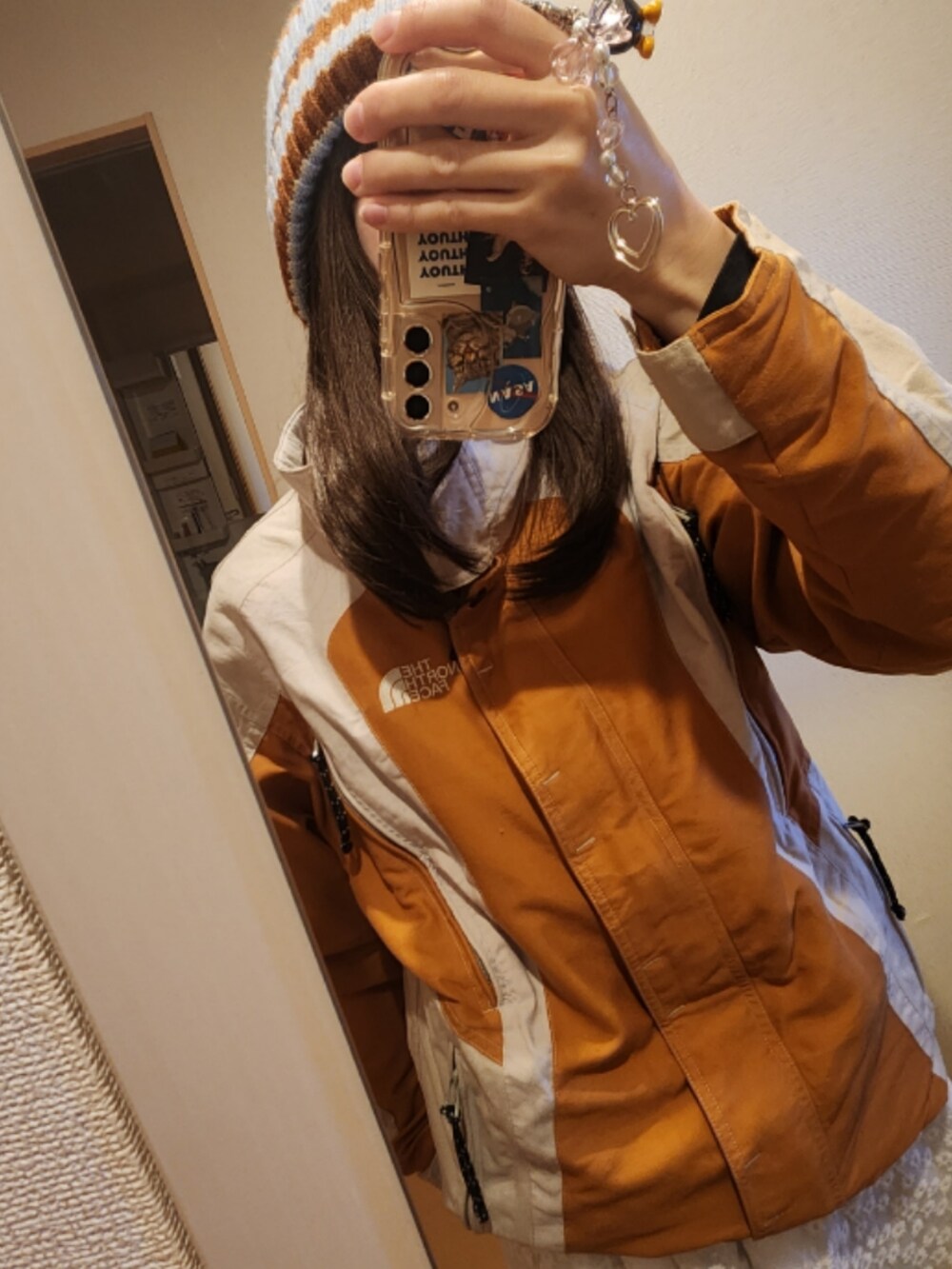 ari。さんの（THE NORTH FACE）を使ったコーディネートの2枚目の写真
