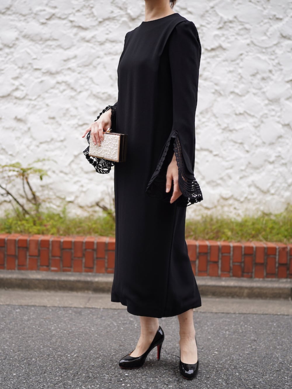 洋書 ICON DRESSED ANNETT MEYER（ドレス ファッション）