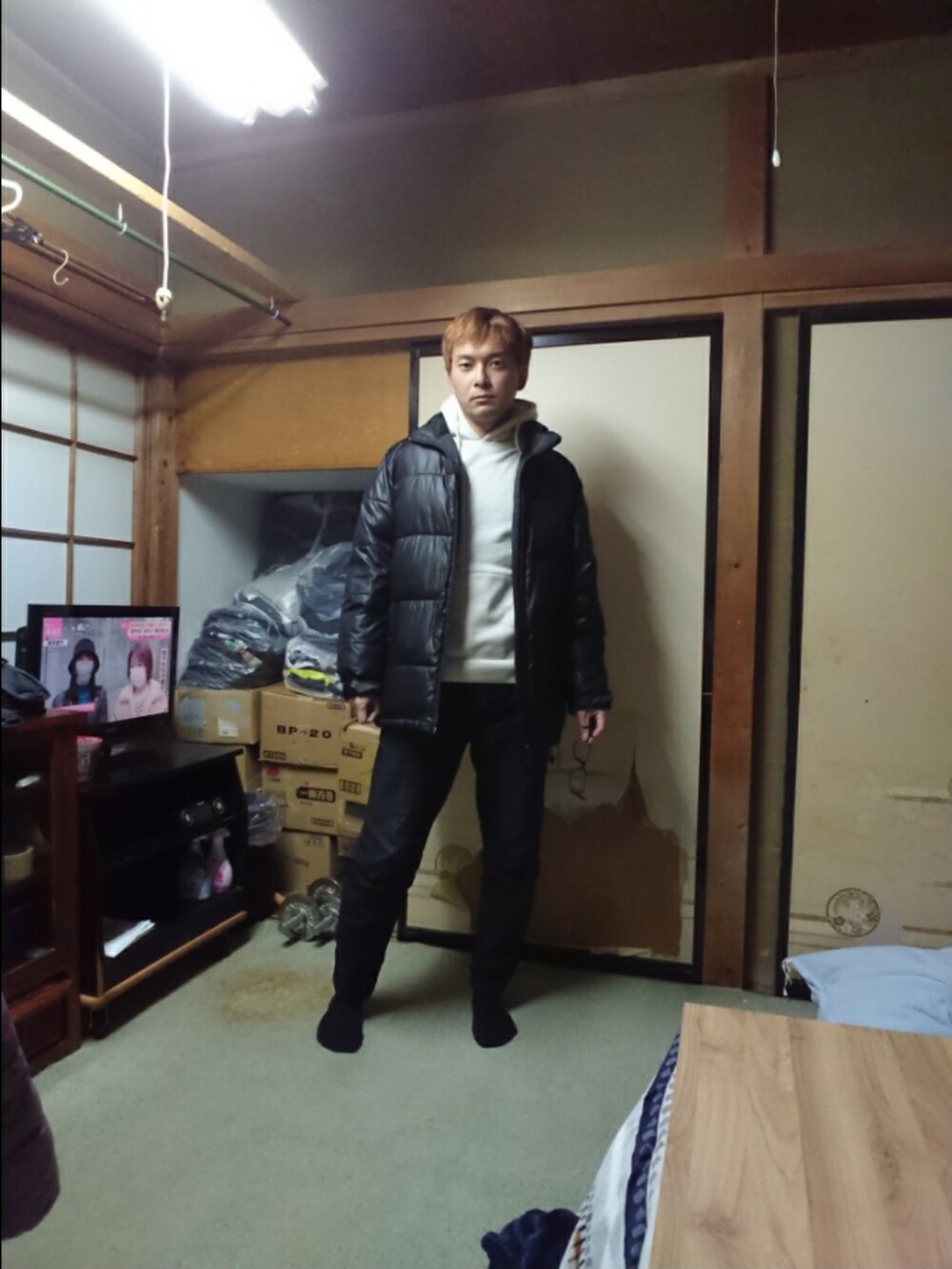 「わっきーコーデ、新星WEARISTAにエントリー、おしゃれさんと繋がりたい」｜「しまむらのアイテム（ダウンジャケット/コート、ブラック系）」を使った、BOKUWAKKIさん（メンズ・172cm）の冬コーディネートの2枚目の写真