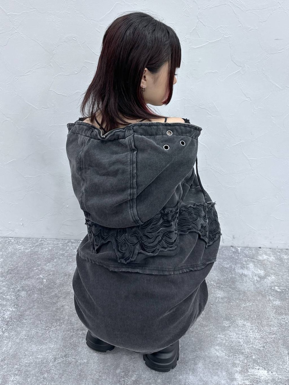 「個性派、きれいめ、カジュアル」｜「HAREのベルトデザインローファー(HARE)（ローファー、ブラック系）」を使った、Ayumiさん（骨格ナチュラル・レディース・158cm）の秋コーディネートの2枚目の写真