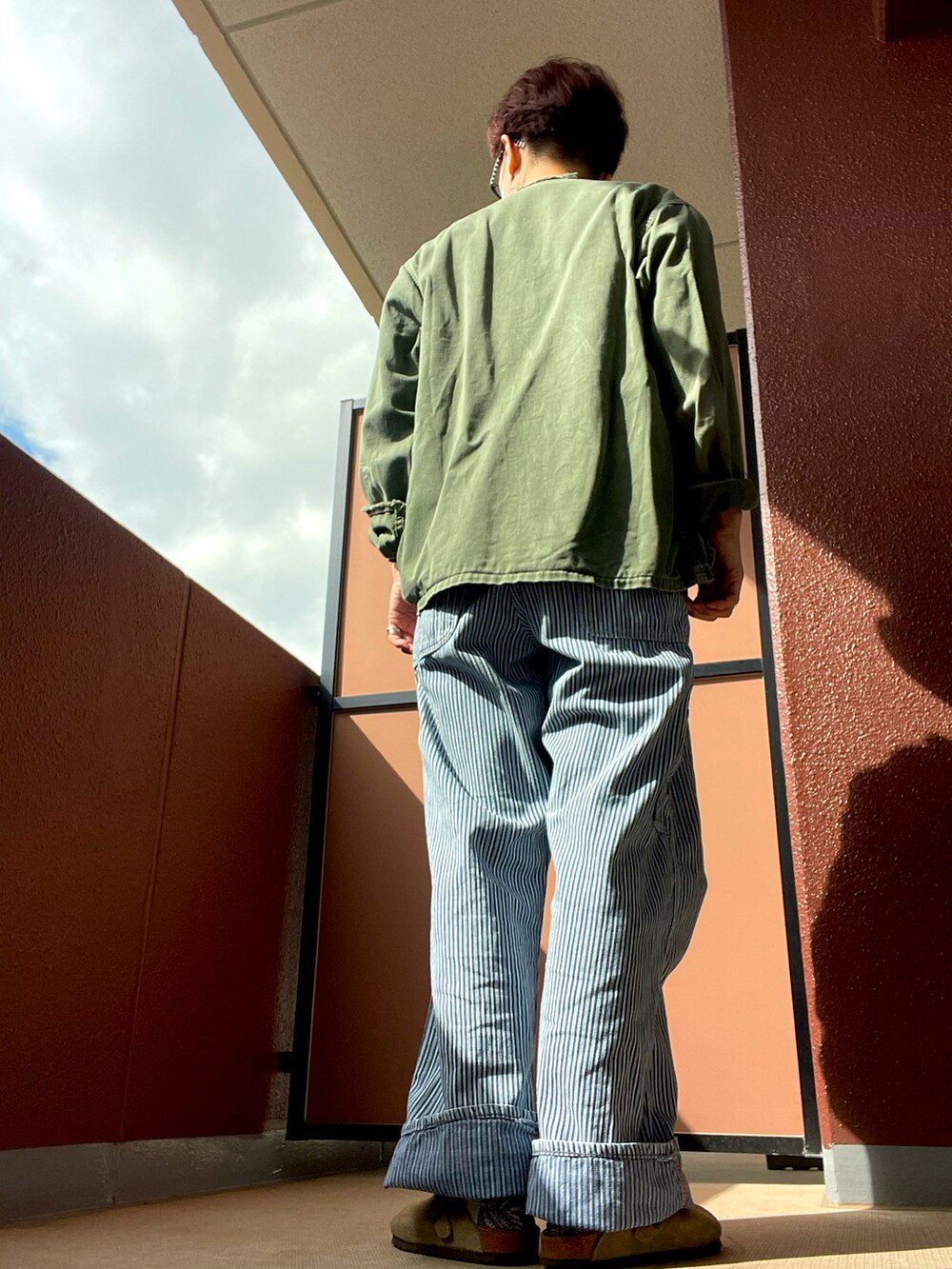 その他のジャケット/アウターを着用したレディースの秋コーディネートの3枚目の写真