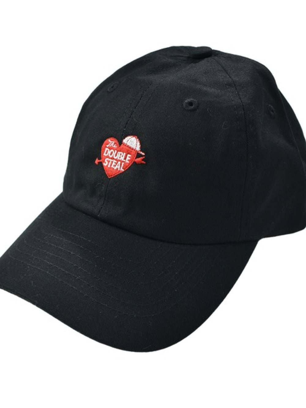 ブラック系のスニーカー、ブルー系のパンツ、ホワイト系のTシャツ/カットソーを着用したメンズの春コーディネートの4枚目の写真