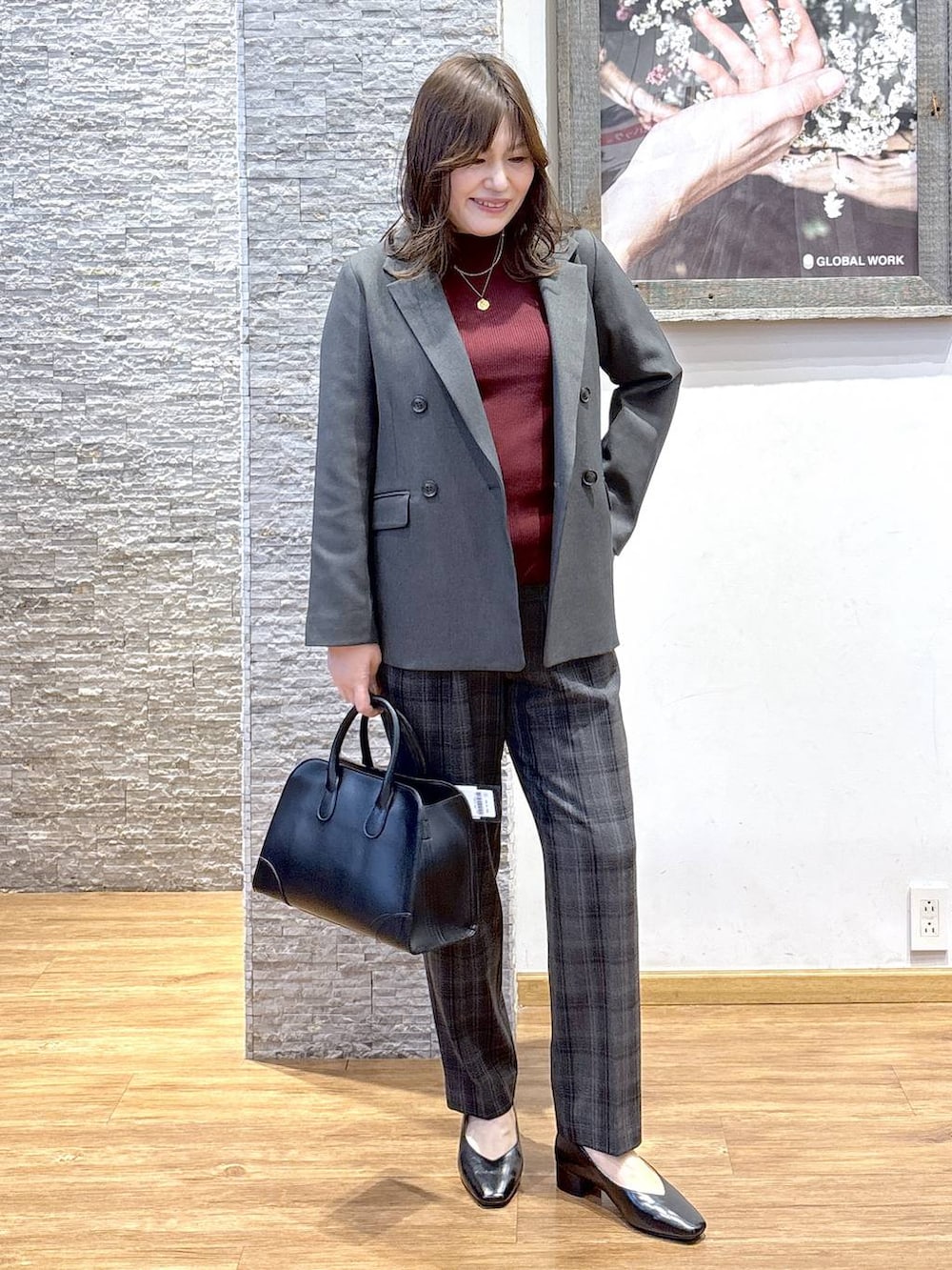 レディースの秋コーディネートの2枚目の写真