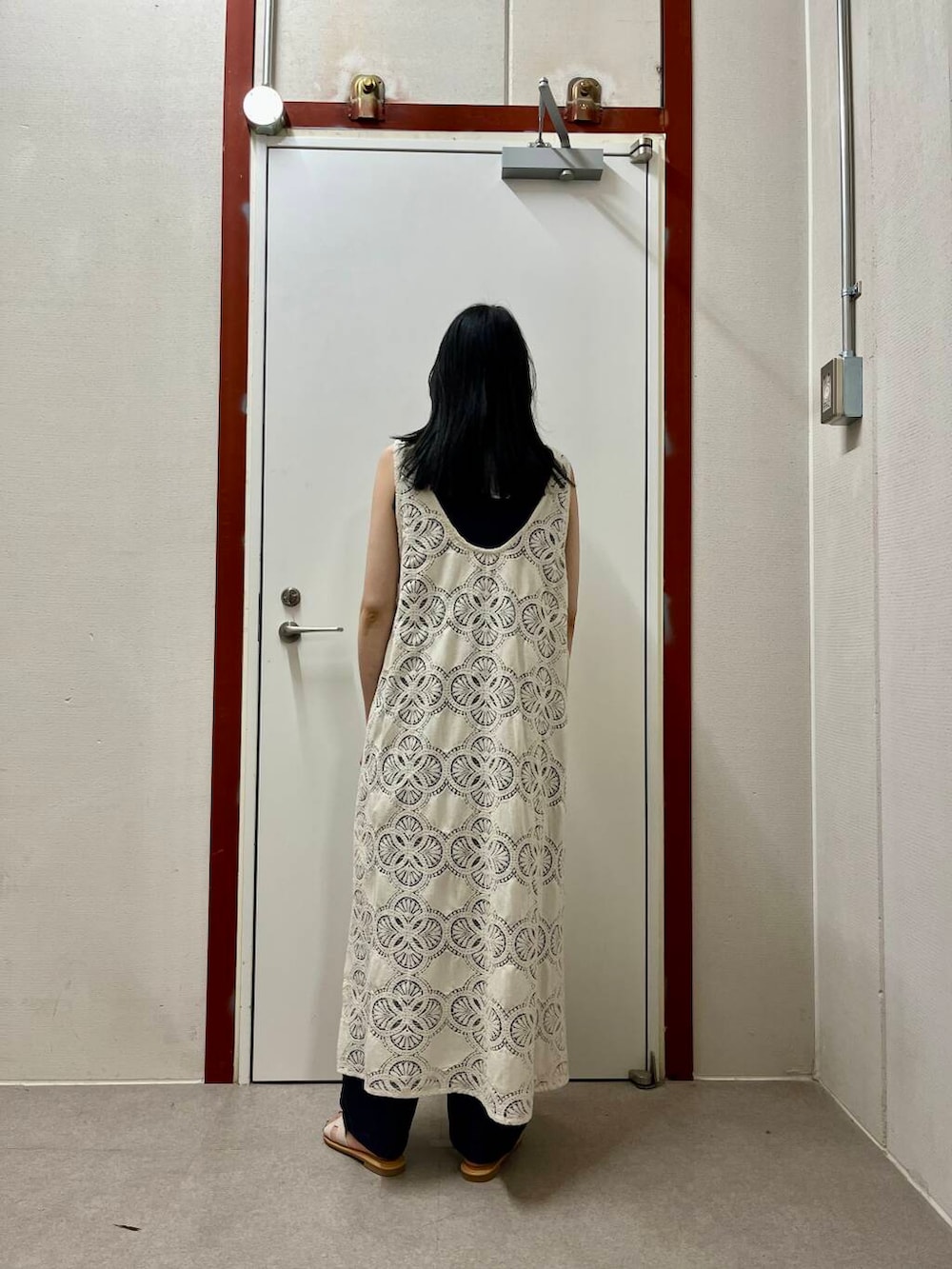 「newarrival、doors」｜「FORK&SPOONのFORK&SPOON　スムースノースリーブTシャツ（Tシャツ/カットソー、ブラック系）」を使った、pyonさん（レディース・161cm）の春コーディネートの3枚目の写真