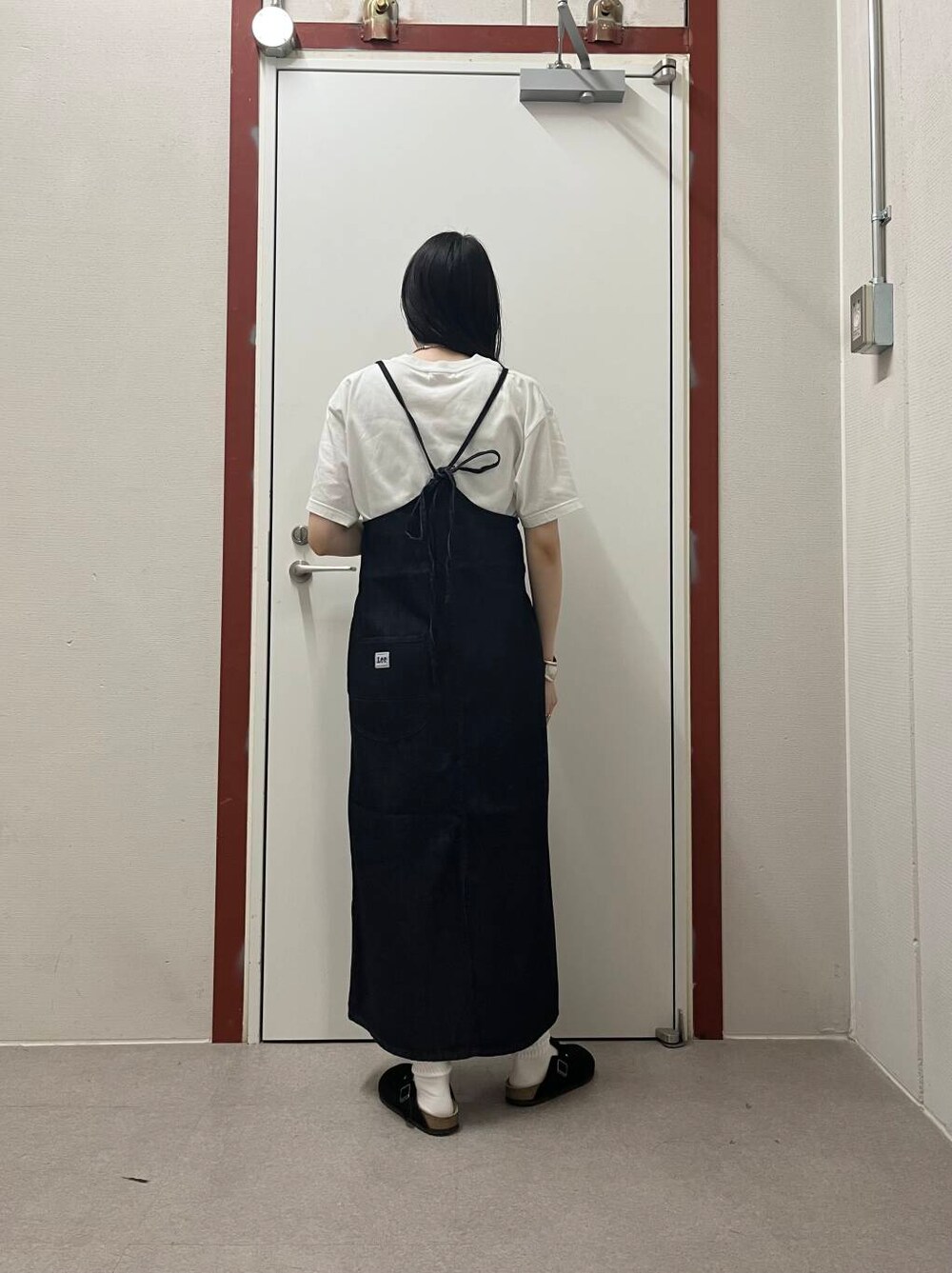 「ワンピース、lee、別注、newarrival、doors」｜「Leeの『別注』Lee×DOORS　キャミワンピース（ワンピース、ブルー系）」を使った、pyonさん（レディース・161cm）の夏コーディネートの3枚目の写真