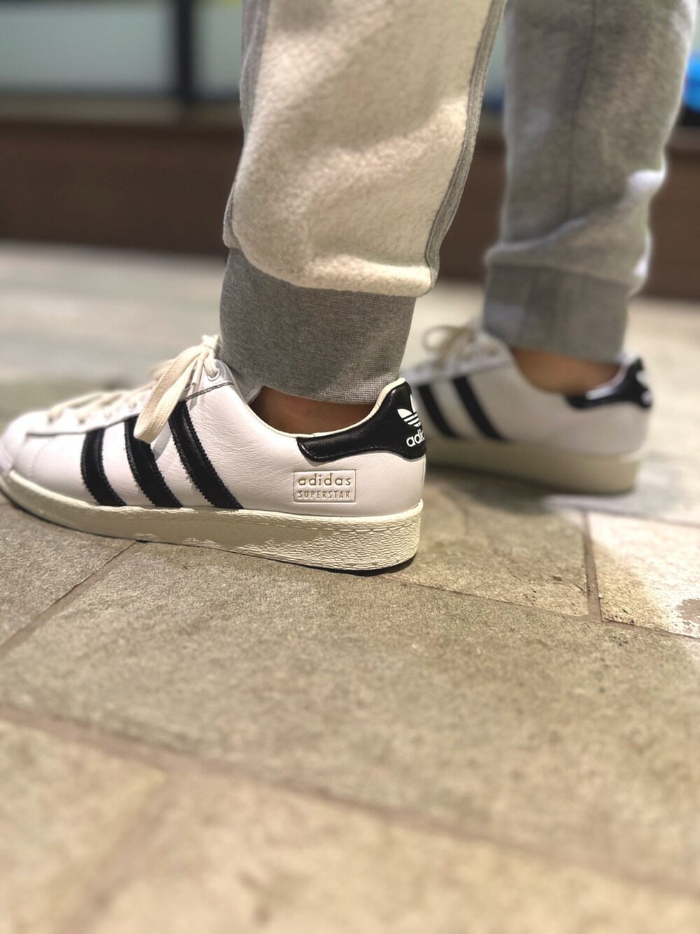 adidas 変形リメイクパーカー 再構築 大きいサイズ 個性的 バイカラー adidas（アディダス）の「アディカラー トリコロール