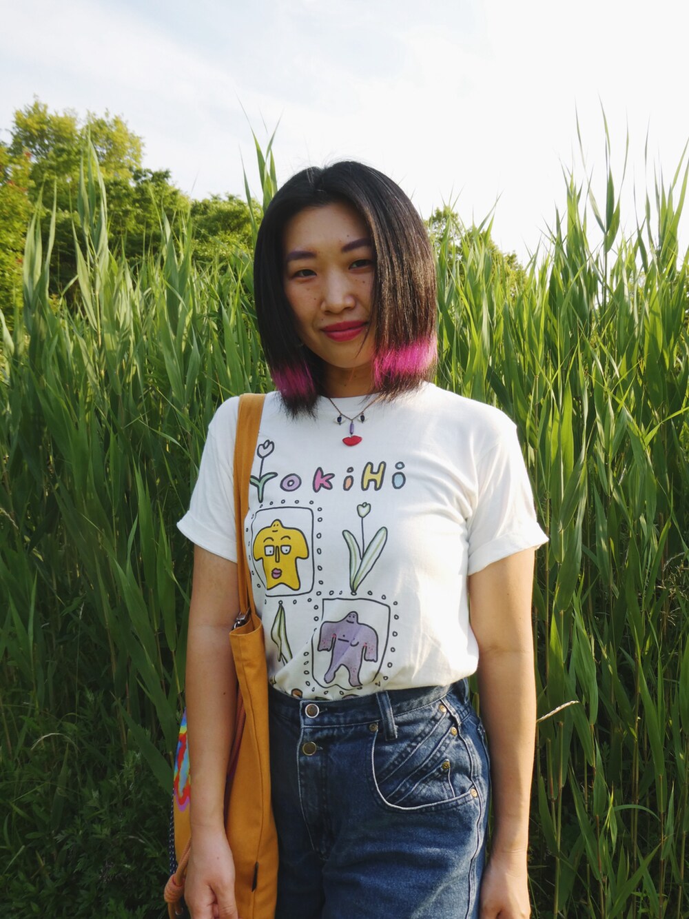 「夏だ！Tシャツ着よう！、さらっと晴れやかスナップ、デニム、デニムコーデ、初夏コーデ、夏服」｜「YOKIHIのアイテム（Tシャツ/カットソー、その他）」を使った、yokihikmさん（レディース・166cm）の夏コーディネートの2枚目の写真