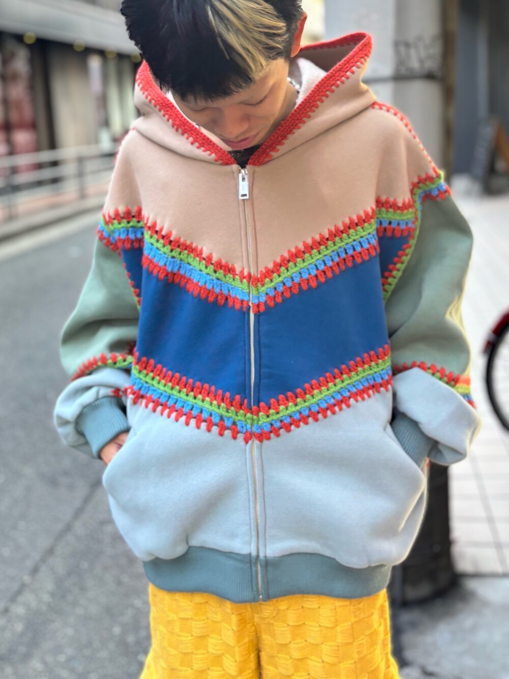 「ROYAL FLASHのアイテム（パーカー、その他）」を使った、tou1109さん（メンズ・163cm）の夏コーディネートの3枚目の写真