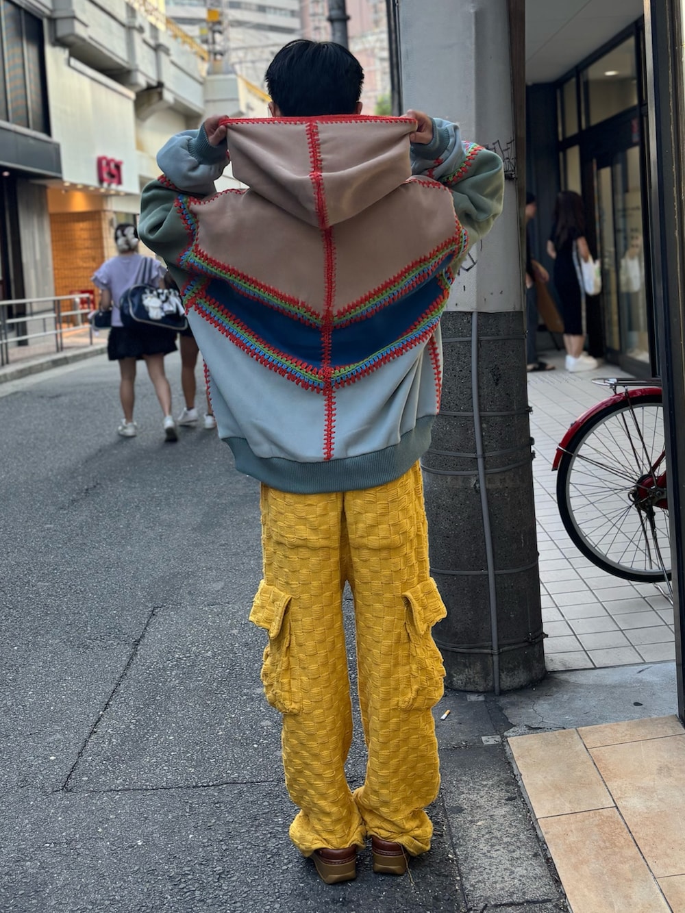 「ROYAL FLASHのアイテム（パーカー、その他）」を使った、tou1109さん（メンズ・163cm）の夏コーディネートの2枚目の写真