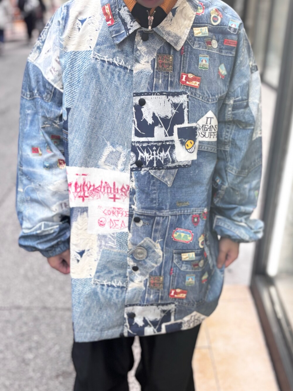 その他のジャケット/アウターを着用したメンズの秋コーディネートの3枚目の写真