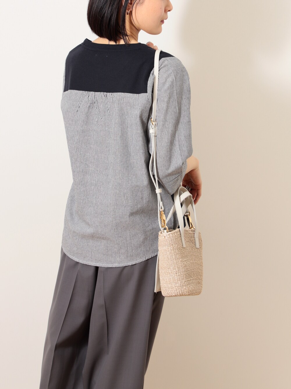 「春のNewスタイル、春服、パンツスタイル、シンプル、春のおしゃ見えテクニック、いいね、save、フォローお願いします🤑、高身長コーデ、ラフコーデ、はるコーデ、グルカサンダル、大人コーデ、きれいめカジュアル、カジュアル、BEAMS、大人かわいい」｜「BEAMS HEARTのBEAMS HEART / ワッフル×ストライプ プルオーバー（Tシャツ/カットソー、ブルー系）」を使った、kanakoさん（レディース・165cm）の春コーディネートの2枚目の写真