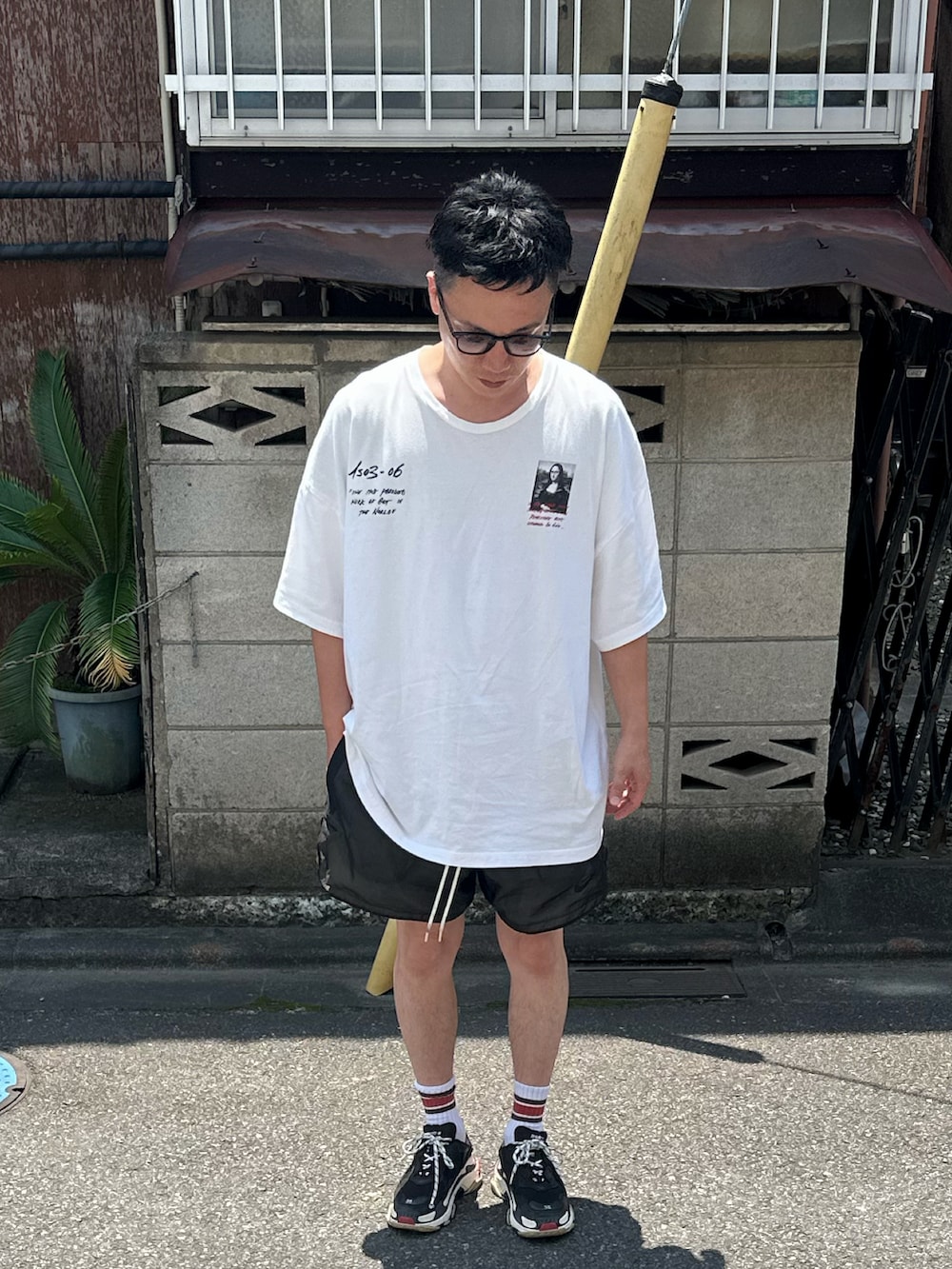 （asatomoz）さんの「レイバン RB4258F-601-19-52（Ray-Ban）」を使ったコーディネートの4枚目の写真