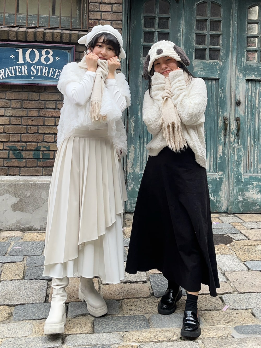 UNIVERSAL STUDIOS コーデュロイシャツ♡Lテレサカチューシャ♡F