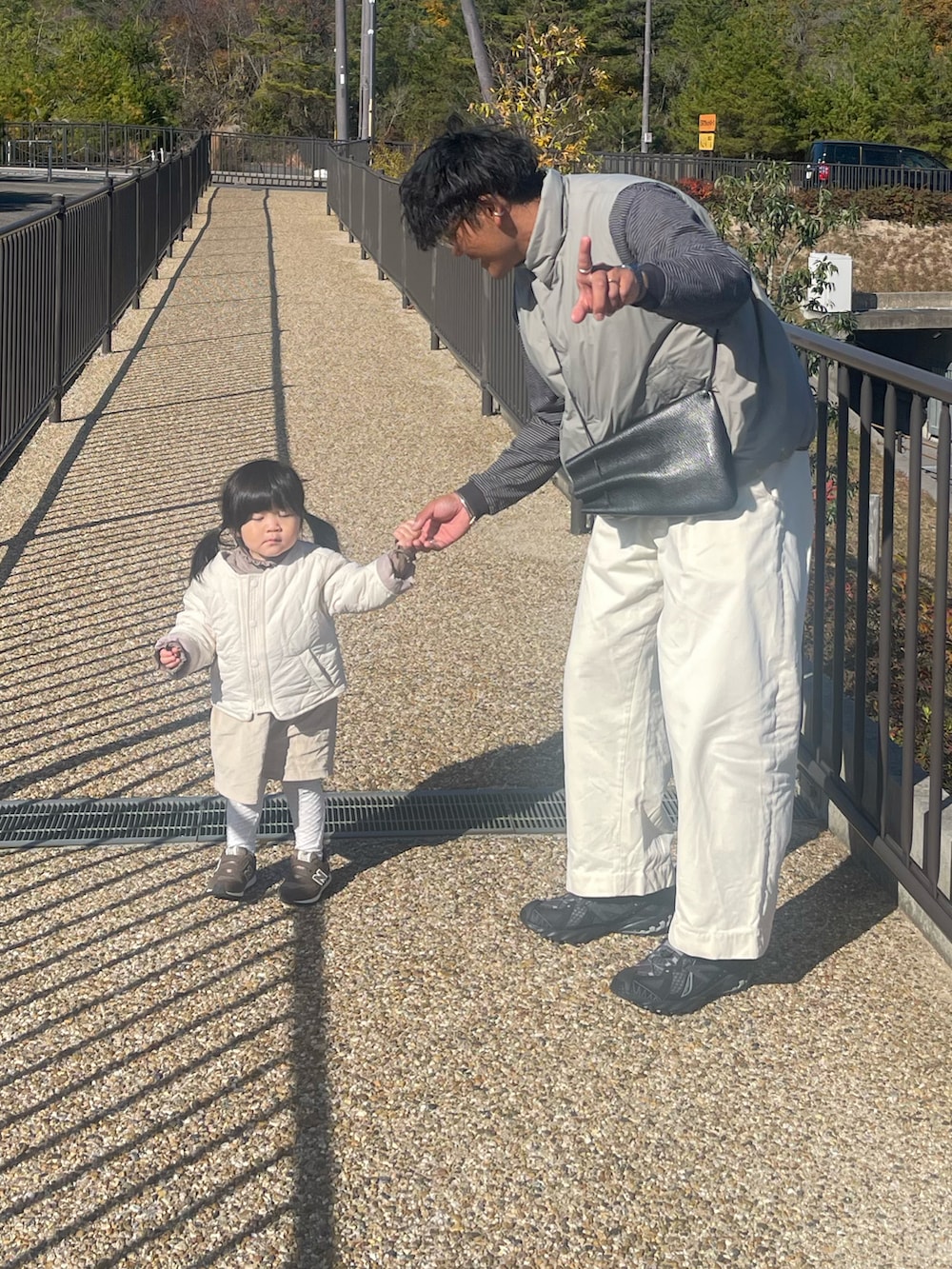 「STUDIO NICHOLSONの＜STUDIO NICHOLSON（スタジオ ニコルソン）＞  SORTE/パンツ（その他パンツ、ホワイト系）」を使った、yukiukukさん（メンズ・177cm）の冬コーディネートの3枚目の写真