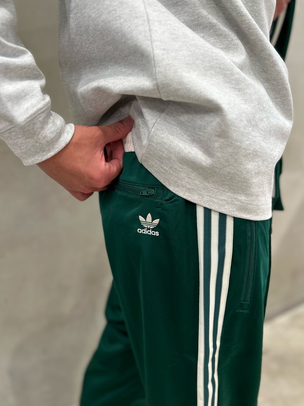 adidas originals 長袖ポロシャツ　トラックパンツ　セットアップ adidas originals 長袖ポロシャツ トラックパンツ セットアップ