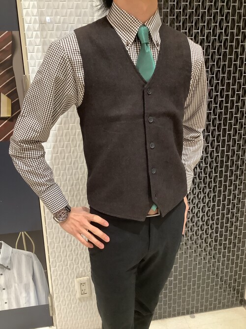 ネクタイ（グリーン系）を使った「チェックシャツ」の人気ファッション