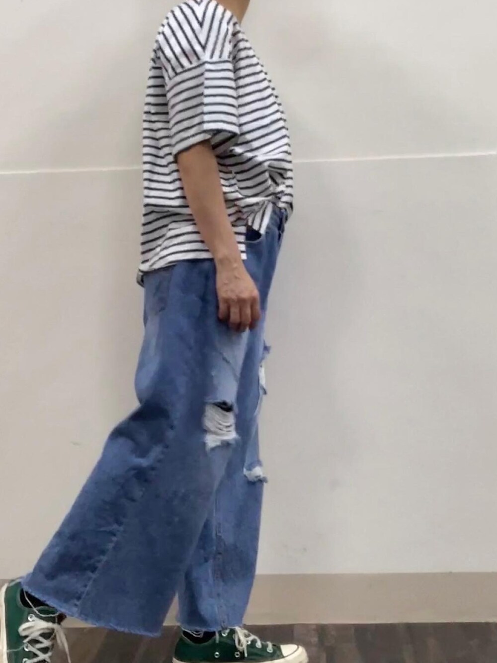 「oliveのアイテム（その他トップス、その他）」を使った、yukichen3388さん（レディース・155cm）の秋コーディネートの4枚目の写真