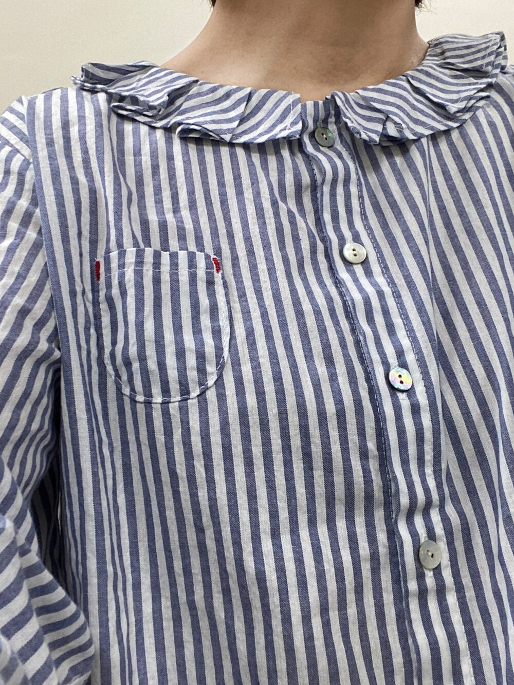 「UNIQLOのアイテム（デニムパンツ、ブルー系）」を使った、yukichen3388さん（レディース・155cm）の春コーディネートの2枚目の写真