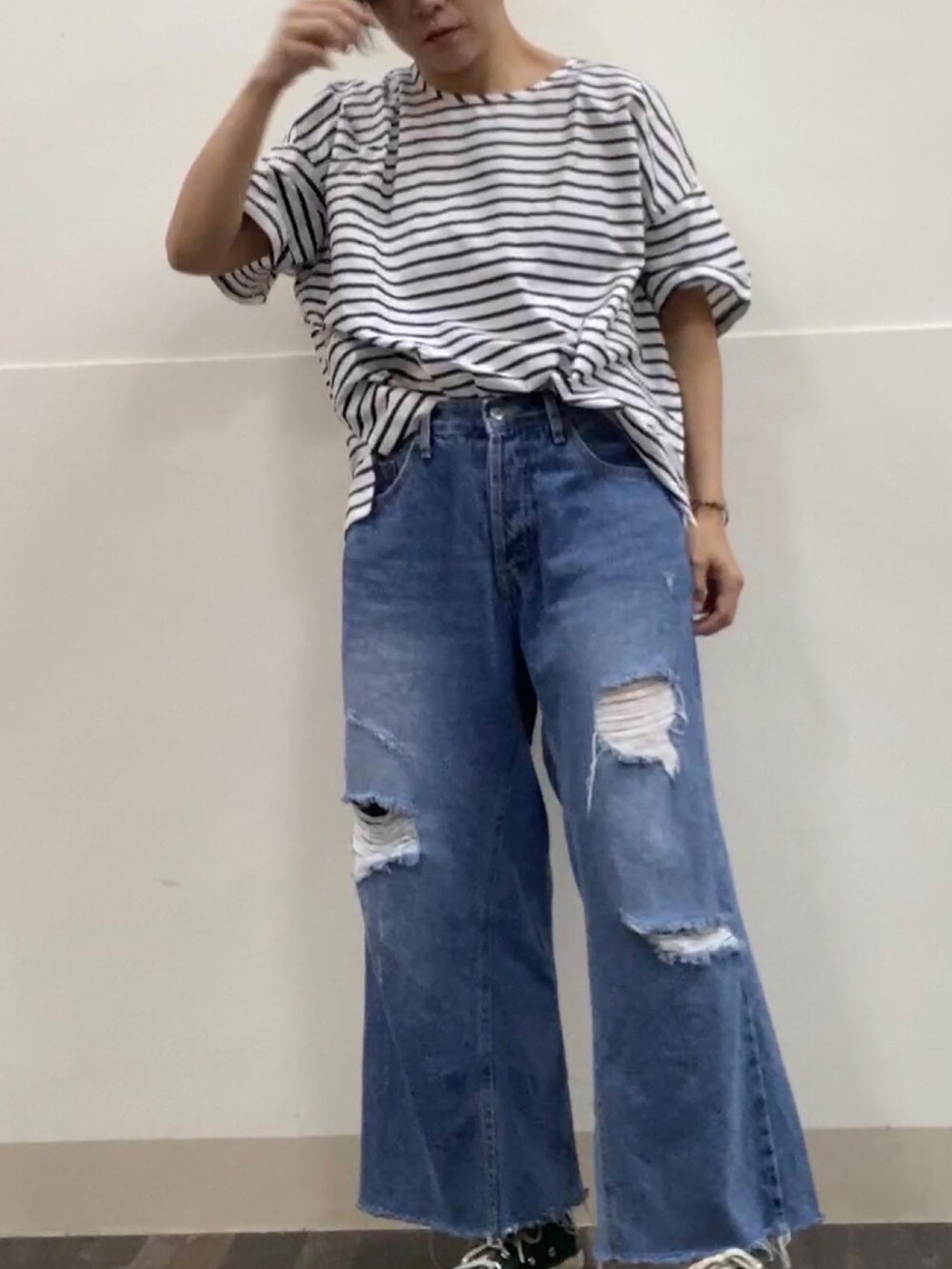 「oliveのアイテム（その他トップス、その他）」を使った、yukichen3388さん（レディース・155cm）の秋コーディネートの2枚目の写真