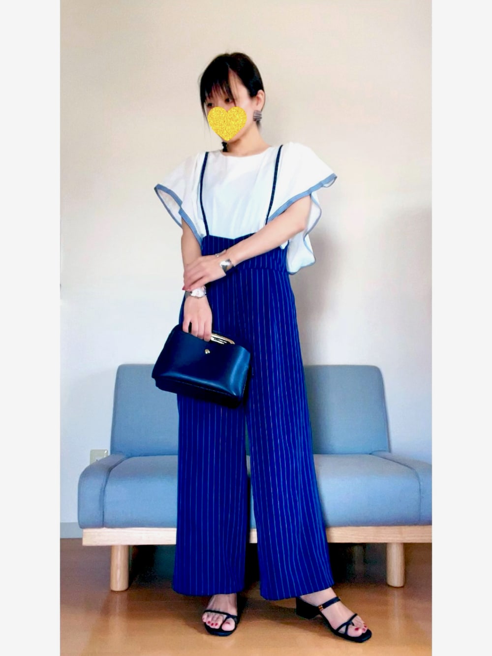 「オトナ女子、低身長女子、夏コーデ、フレアスリーブ、白ブラウス、ストライプ、サロペット、ハンドバッグ、おしゃれさんと繋がりたい」｜「PRIVATE  BEACHのアイテム（トップス、ホワイト系）」を使った、すーさんさん（レディース・153cm）の秋コーディネートの2枚目の写真