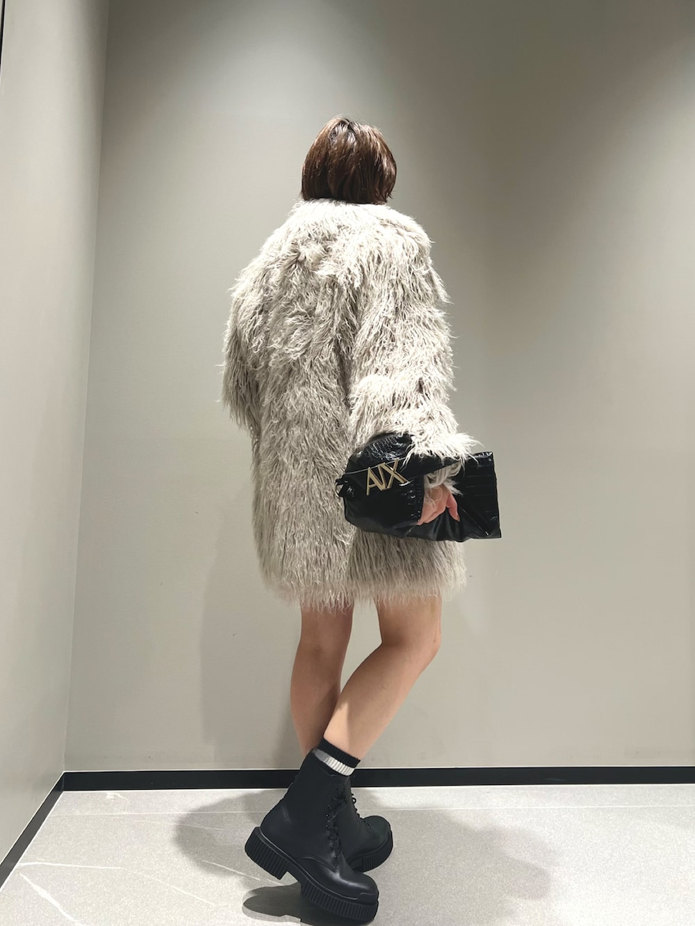 Mazurun☺︎｜ARMANI EXCHANGEのチェスターコートを使った