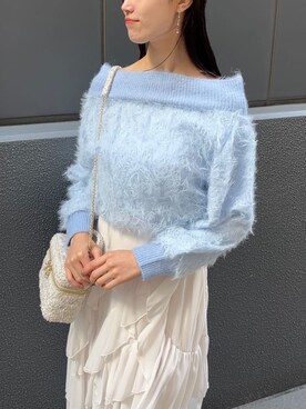 ラッフルフリルティアードスカートを使った人気ファッション