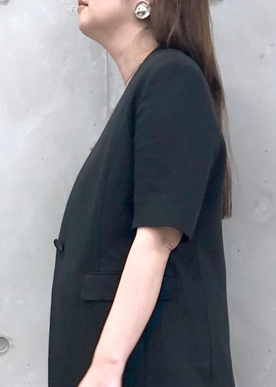 「ブラウン、ボタニカル、IPEKAR、W BAG、通勤バッグ、ミニバッグ、24SS夏の新作、ブルベ、骨格ストレート、通勤、オフィスカジュアル、お出かけ、きれいめ、洗える、夏」｜「E'PORの【24SS】【E'POR】W BAG Medium（ハンドバッグ、グレー系）」を使った、yamaさん（レディース・163cm）の夏コーディネートの6枚目の写真