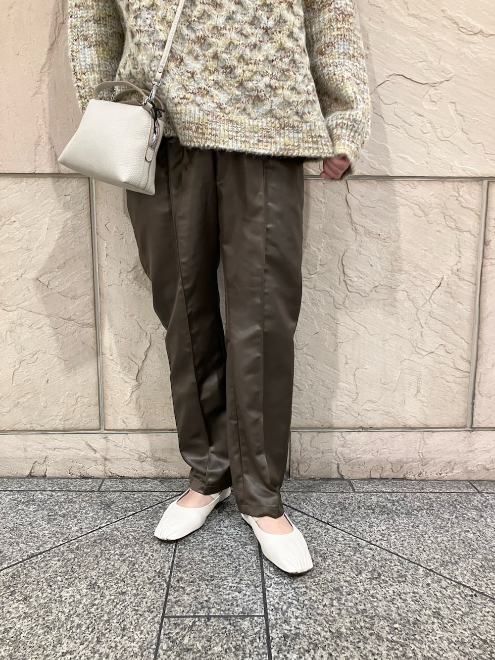 「URBAN RESEARCH ROSSO WOMENのミックス柄編みニット（ニット/セーター、ベージュ系）」を使った、umediaさん（レディース・164cm）の秋コーディネートの5枚目の写真
