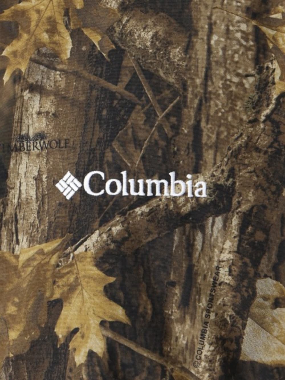 その他のブルゾンを着用したレディースの春コーディネートの5枚目の写真