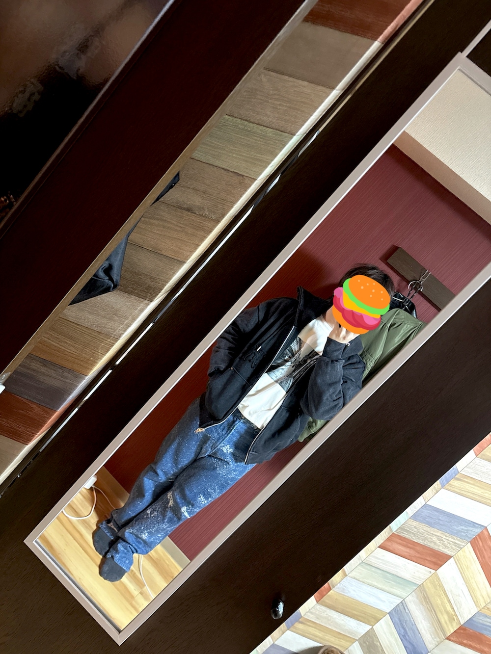 「レイヤードスタイル、ユナイテッドアローズ、UNITED ARROWS、united arrows、アドラー、adrer、ADRER、RAGEBLUE、カジュアル」｜「BEAUTY&YOUTH UNITED ARROWSのジャカード デニム 5P（デニムパンツ、ブルー系）」を使った、  Rui-minaseさん（メンズ・165cm）の冬コーディネートの4枚目の写真